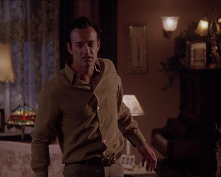 Charmed-Online-dot-414TheThreeFacesOfPhoebe1520.jpg