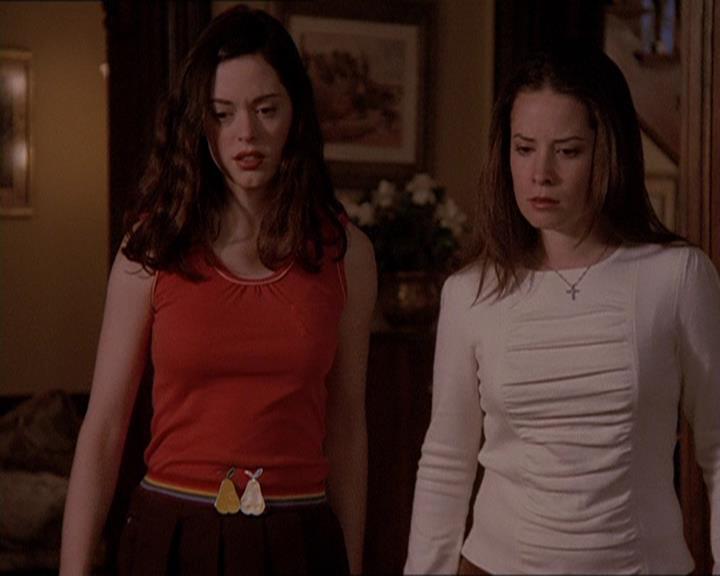 Charmed-Online-dot-414TheThreeFacesOfPhoebe1537.jpg