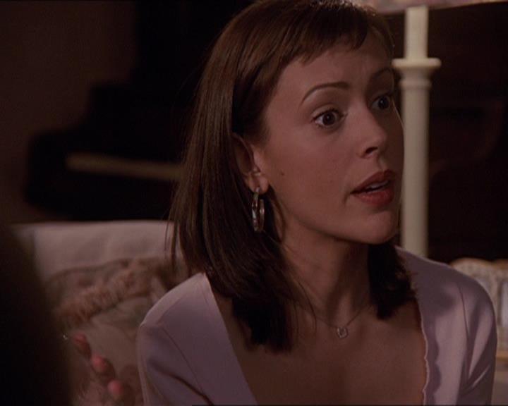 Charmed-Online-dot-414TheThreeFacesOfPhoebe1574.jpg