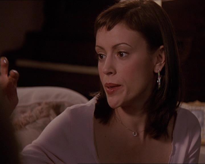 Charmed-Online-dot-414TheThreeFacesOfPhoebe1585.jpg
