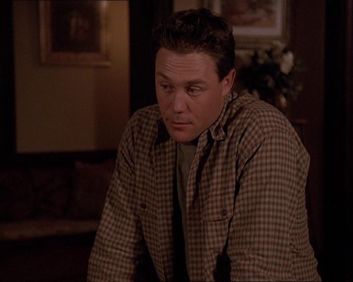 Charmed-Online-dot-414TheThreeFacesOfPhoebe1587.jpg