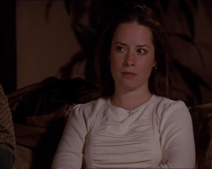 Charmed-Online-dot-414TheThreeFacesOfPhoebe1588.jpg