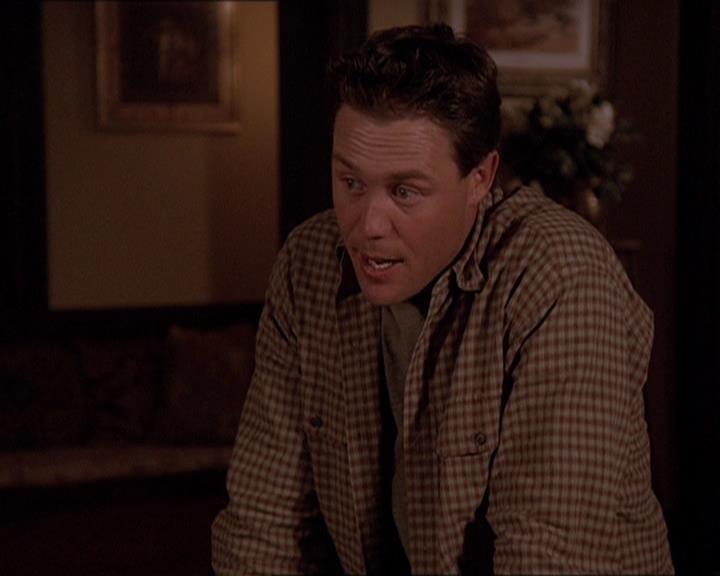 Charmed-Online-dot-414TheThreeFacesOfPhoebe1591.jpg