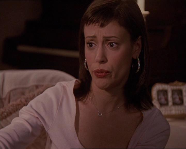 Charmed-Online-dot-414TheThreeFacesOfPhoebe1620.jpg