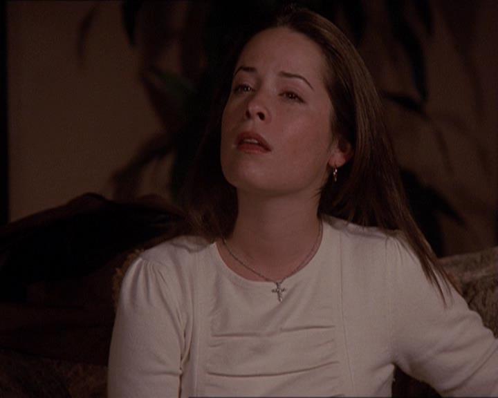 Charmed-Online-dot-414TheThreeFacesOfPhoebe1656.jpg