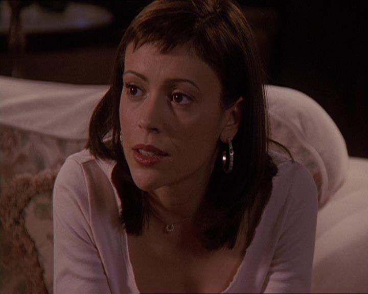 Charmed-Online-dot-414TheThreeFacesOfPhoebe1679.jpg