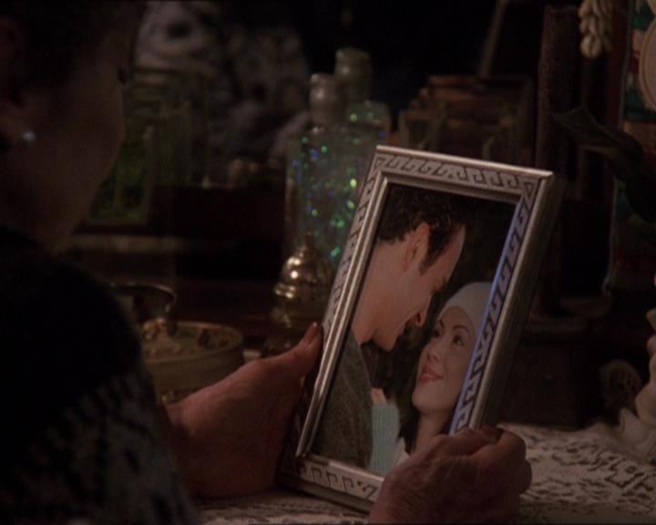 Charmed-Online-dot-414TheThreeFacesOfPhoebe1699.jpg
