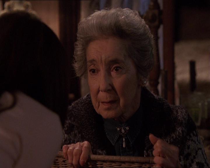 Charmed-Online-dot-414TheThreeFacesOfPhoebe1784.jpg