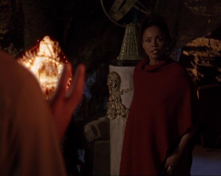Charmed-Online-dot-414TheThreeFacesOfPhoebe1894.jpg