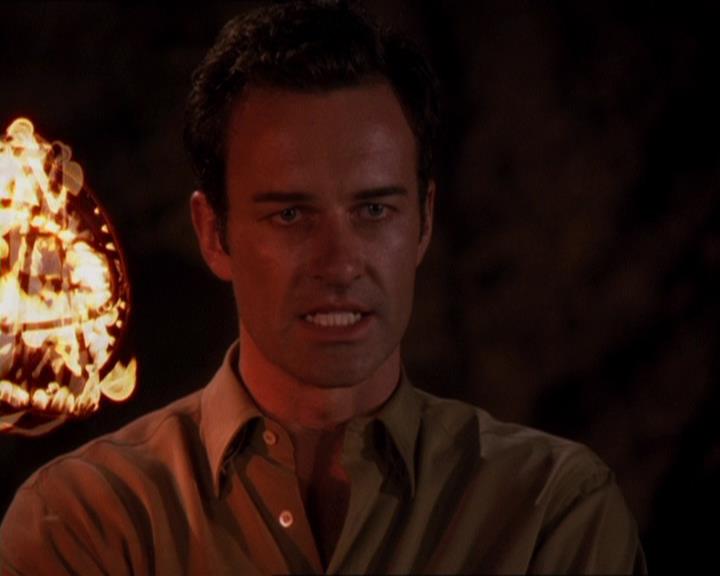 Charmed-Online-dot-414TheThreeFacesOfPhoebe1901.jpg