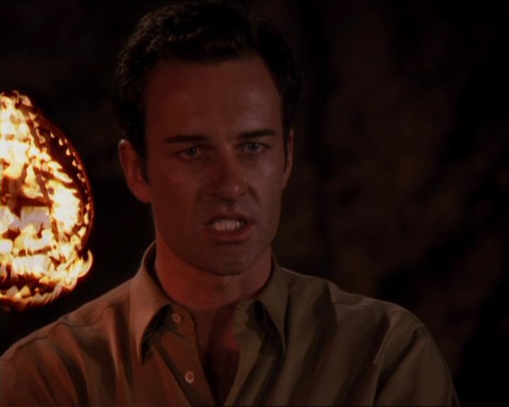 Charmed-Online-dot-414TheThreeFacesOfPhoebe1902.jpg