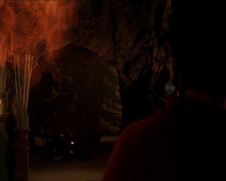 Charmed-Online-dot-414TheThreeFacesOfPhoebe1929.jpg