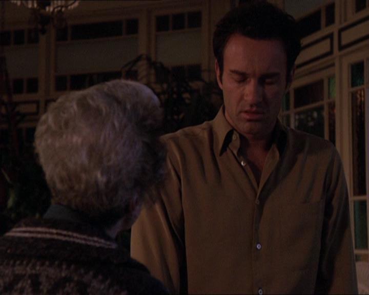 Charmed-Online-dot-414TheThreeFacesOfPhoebe2030.jpg