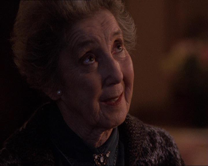 Charmed-Online-dot-414TheThreeFacesOfPhoebe2044.jpg