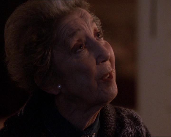 Charmed-Online-dot-414TheThreeFacesOfPhoebe2054.jpg
