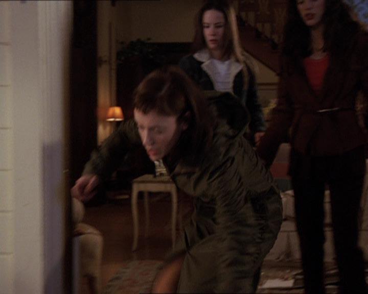 Charmed-Online-dot-414TheThreeFacesOfPhoebe2160.jpg