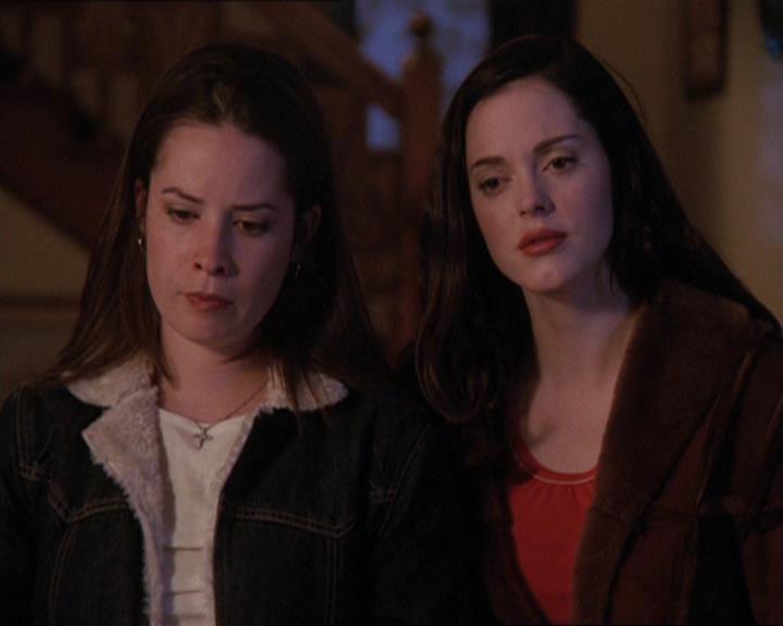 Charmed-Online-dot-414TheThreeFacesOfPhoebe2176.jpg