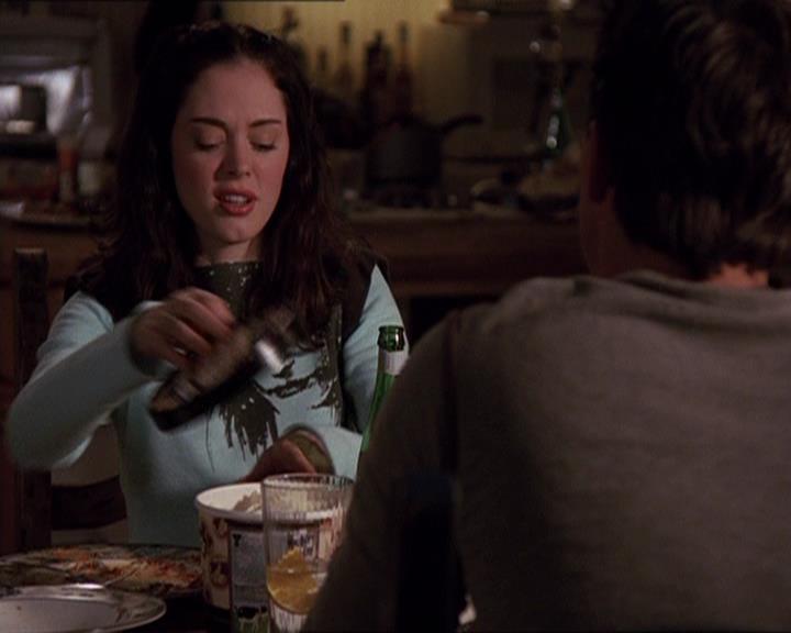 Charmed-Online-dot-414TheThreeFacesOfPhoebe2237.jpg