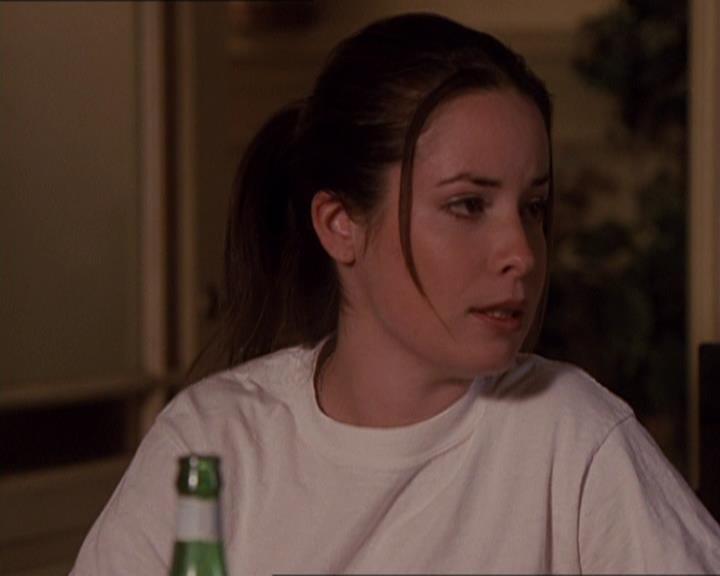 Charmed-Online-dot-414TheThreeFacesOfPhoebe2280.jpg