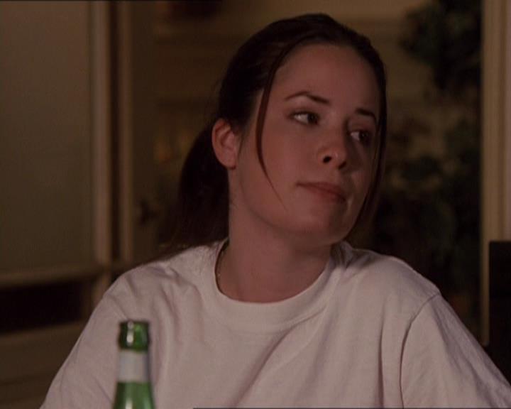 Charmed-Online-dot-414TheThreeFacesOfPhoebe2281.jpg