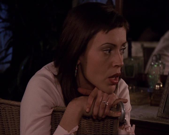 Charmed-Online-dot-414TheThreeFacesOfPhoebe2307.jpg