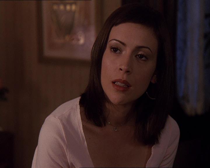 Charmed-Online-dot-414TheThreeFacesOfPhoebe2341.jpg