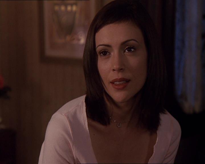 Charmed-Online-dot-414TheThreeFacesOfPhoebe2349.jpg