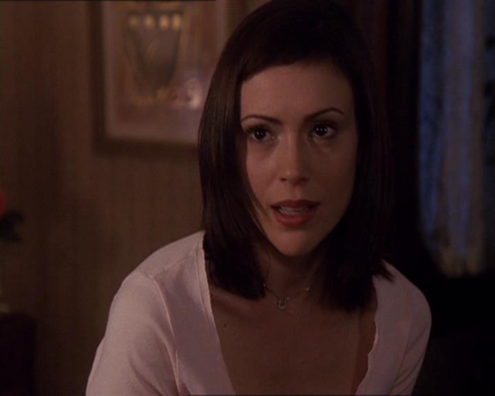 Charmed-Online-dot-414TheThreeFacesOfPhoebe2355.jpg