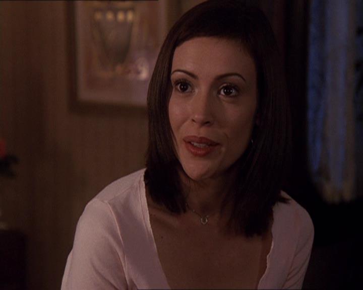 Charmed-Online-dot-414TheThreeFacesOfPhoebe2356.jpg