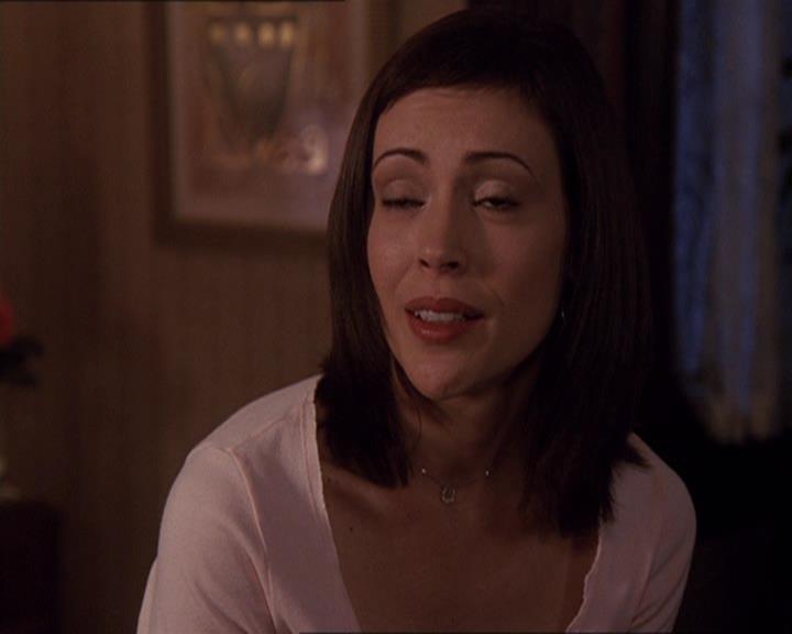 Charmed-Online-dot-414TheThreeFacesOfPhoebe2360.jpg