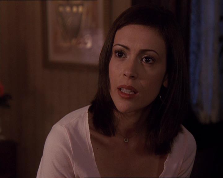 Charmed-Online-dot-414TheThreeFacesOfPhoebe2372.jpg
