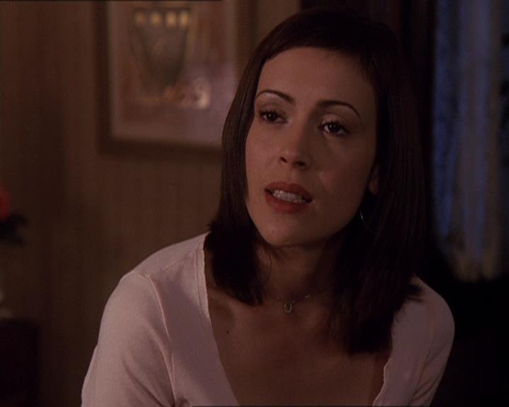 Charmed-Online-dot-414TheThreeFacesOfPhoebe2376.jpg