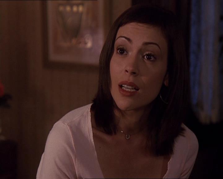 Charmed-Online-dot-414TheThreeFacesOfPhoebe2377.jpg