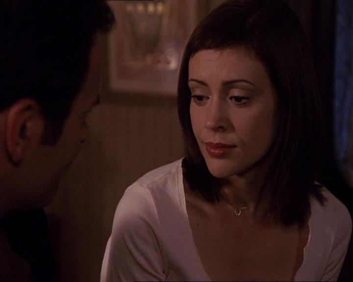 Charmed-Online-dot-414TheThreeFacesOfPhoebe2401.jpg