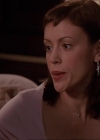 Charmed-Online-dot-414TheThreeFacesOfPhoebe1585.jpg