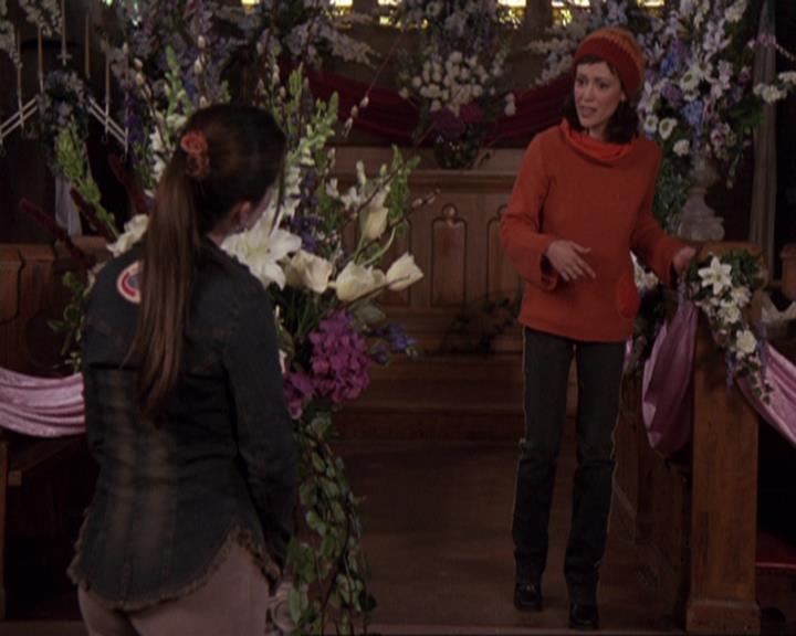 Charmed-Online-dot-415Marry-Go-Around0033.jpg