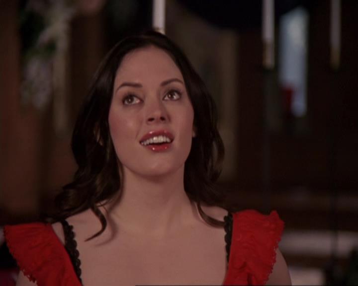 Charmed-Online-dot-415Marry-Go-Around0061.jpg