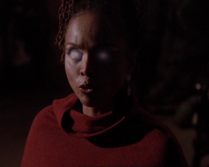 Charmed-Online-dot-415Marry-Go-Around0110.jpg
