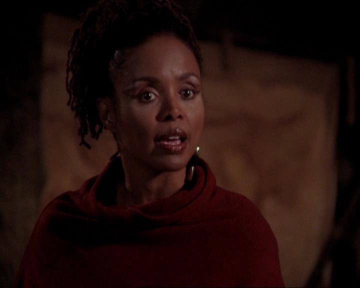 Charmed-Online-dot-415Marry-Go-Around0147.jpg