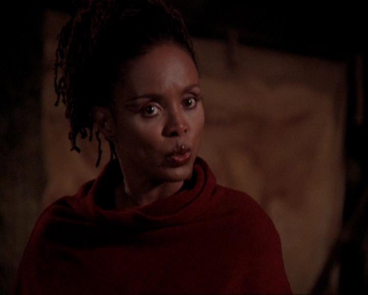 Charmed-Online-dot-415Marry-Go-Around0151.jpg