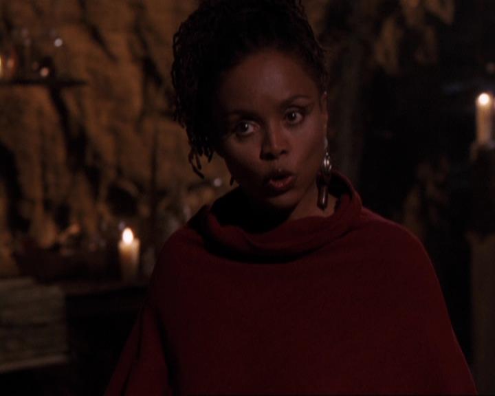 Charmed-Online-dot-415Marry-Go-Around0197.jpg
