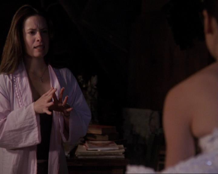 Charmed-Online-dot-415Marry-Go-Around0820.jpg
