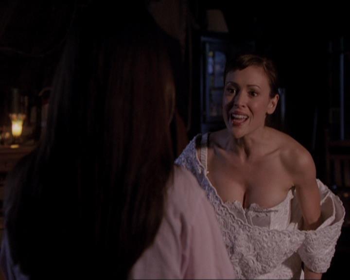 Charmed-Online-dot-415Marry-Go-Around0822.jpg