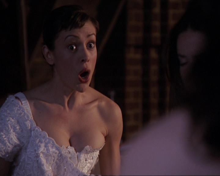 Charmed-Online-dot-415Marry-Go-Around0829.jpg