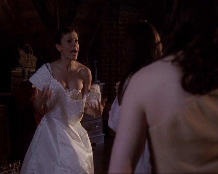 Charmed-Online-dot-415Marry-Go-Around0843.jpg