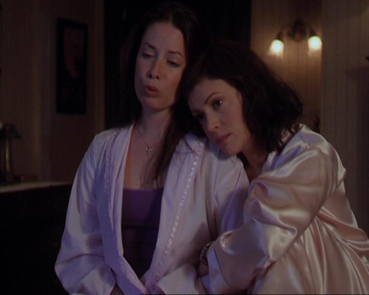 Charmed-Online-dot-415Marry-Go-Around1218.jpg