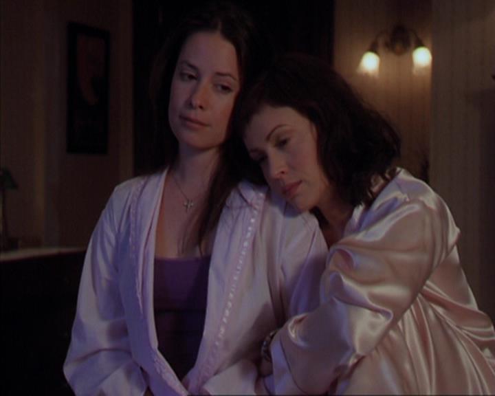 Charmed-Online-dot-415Marry-Go-Around1220.jpg