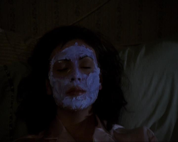 Charmed-Online-dot-415Marry-Go-Around1260.jpg