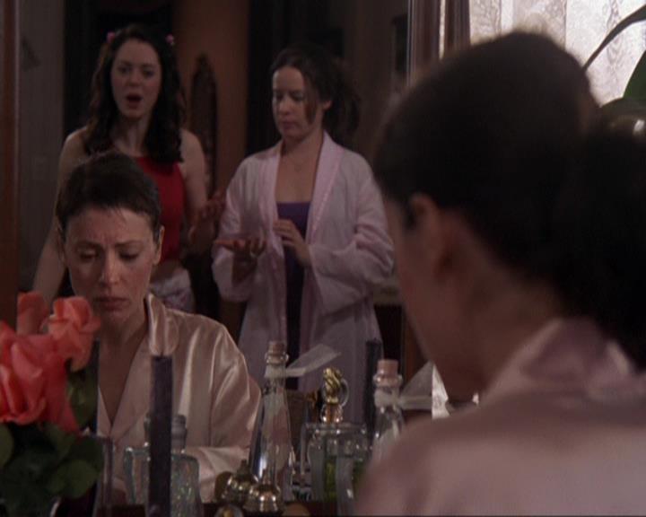 Charmed-Online-dot-415Marry-Go-Around1384.jpg