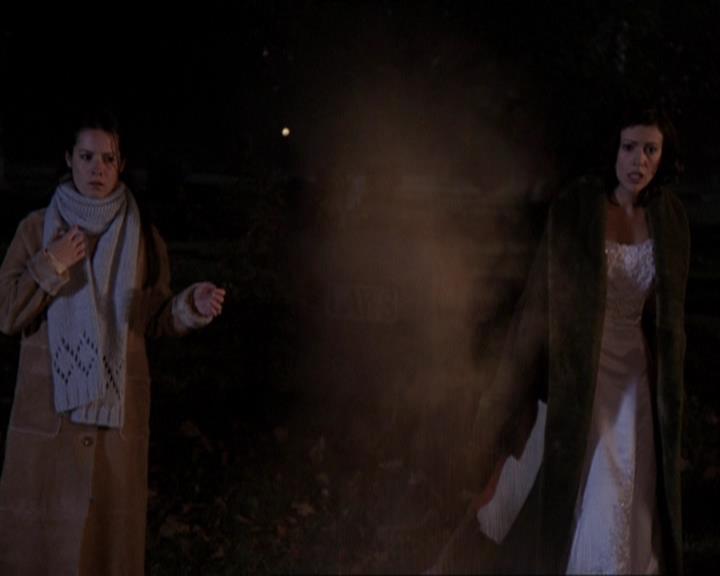 Charmed-Online-dot-415Marry-Go-Around2196.jpg